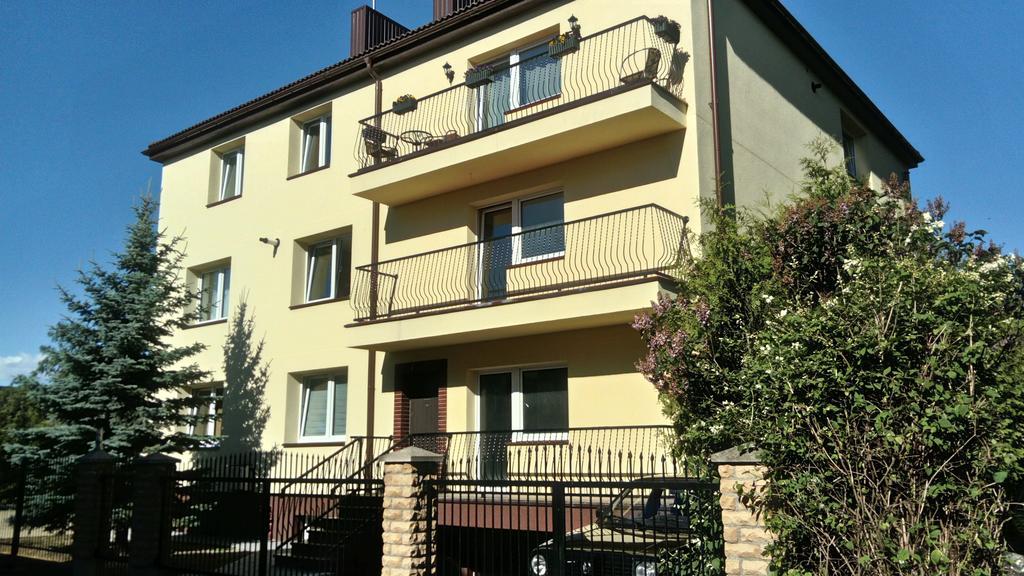 Hotel Poilsis Palangoje Pas Daiva Palanga Exterior foto